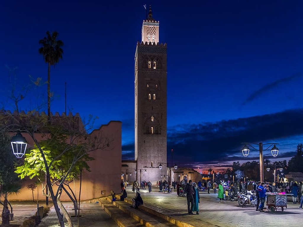 morocco-marrakech-ben-youssef-mosque-travel-building-architecture